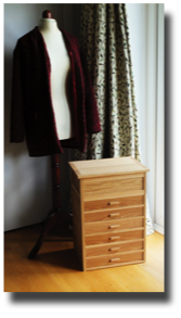 6 drawer prototype sewing box with manekin